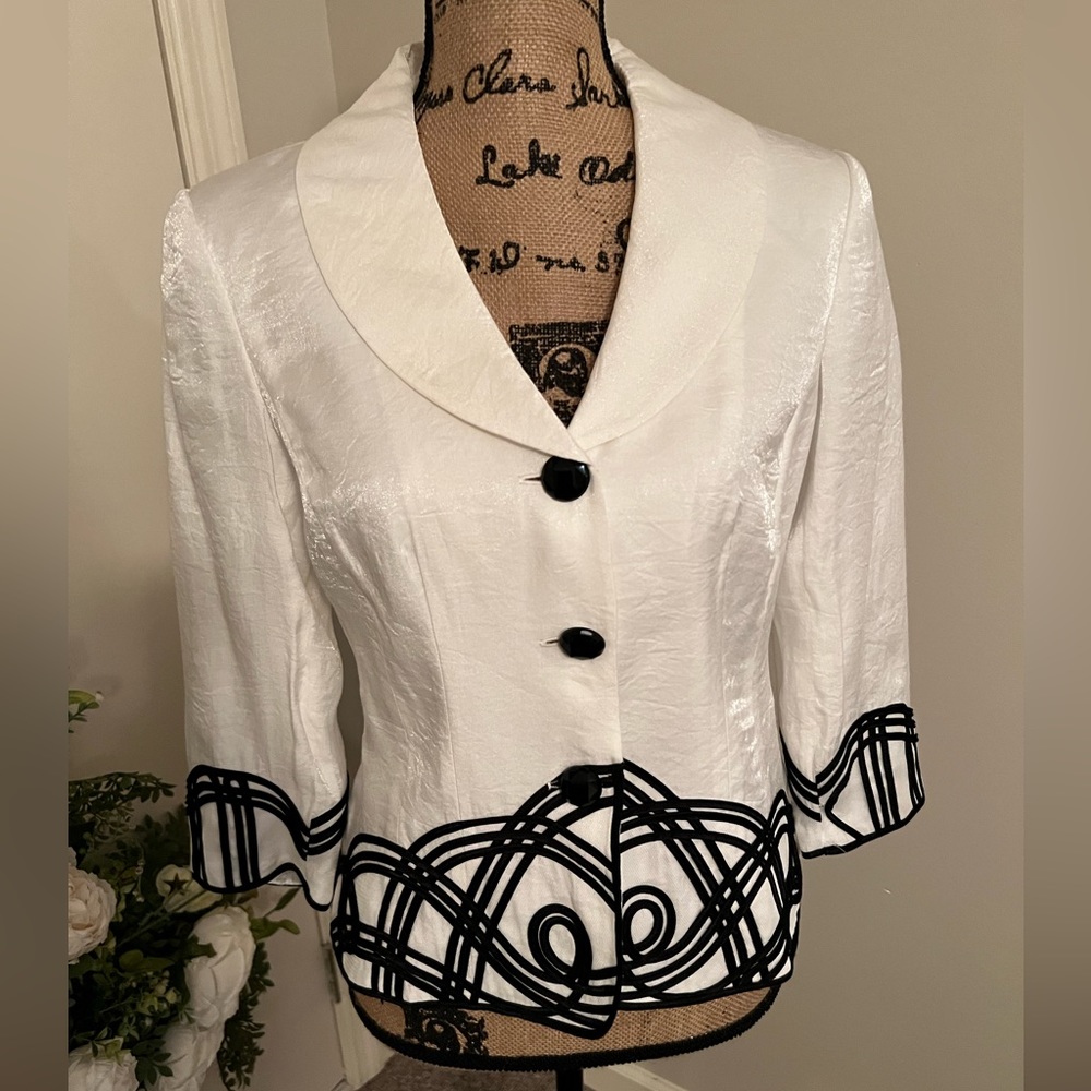 Andre Oliver Formal Top Size 4